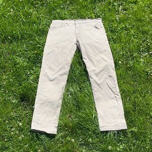 Levi's Tan Chinos Straight Leg Cotton Blend preppy old money vibe brand new